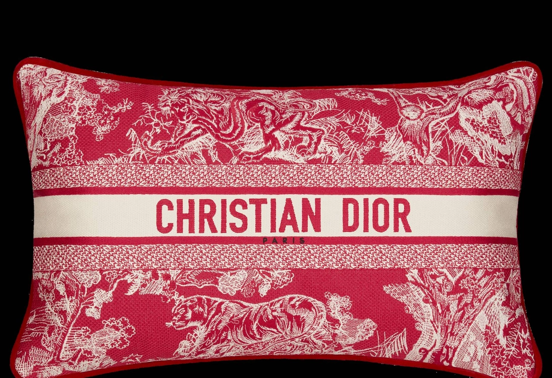 Dior Summer Pop-Up: French Riviera Elegance at Rosewood
