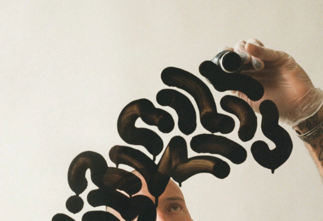 Lefty Out There: Leading the Contemporary Art Revolution