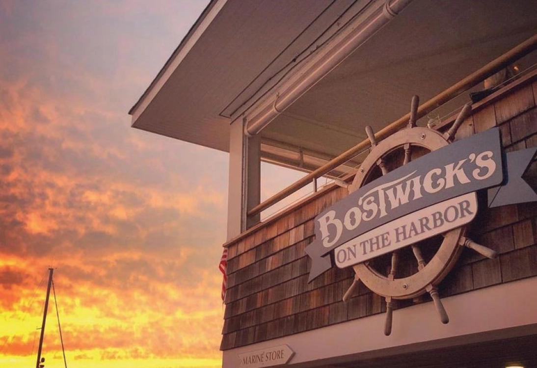Something new is cooking in the Bostwick's kitchen besides its scrumptious seafood specials. Meet the catch of the day–and the latest menu addition–chef and partner Damnien O'Donnell.