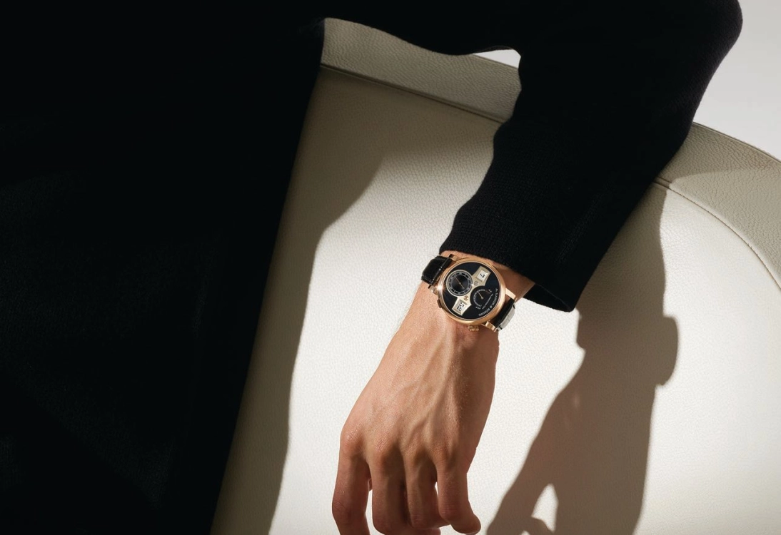 Zeitwerk Inspired by Semperoper: A Timepiece Revolution