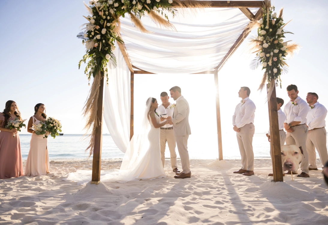 Aruba: The Ultimate Luxury Destination for Your Dream Wedding, image size:1094x750