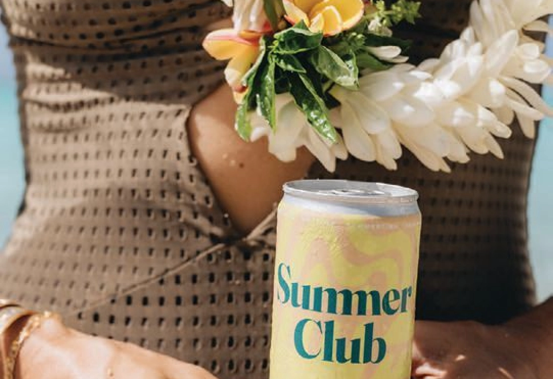 Summer Club: The Ultimate Ready-to-Drink Canned Cocktails