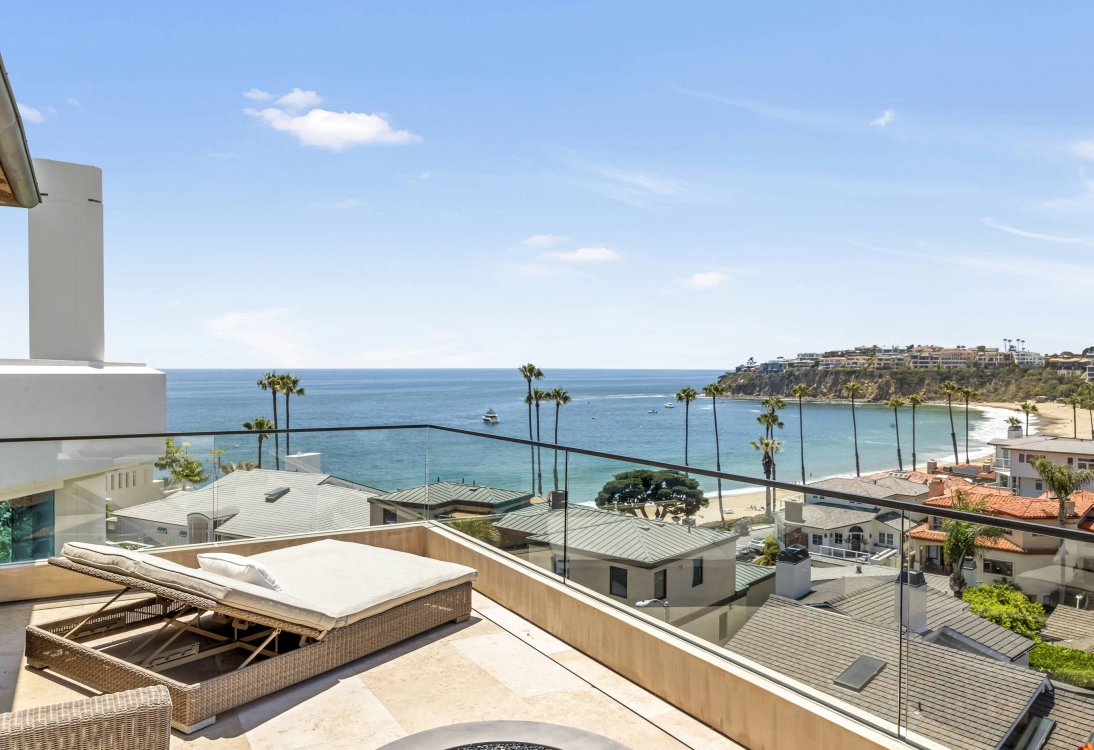 Here is what $32 million, $33 million and $34.9 million looks like in real estate in Laguna Beach, California.