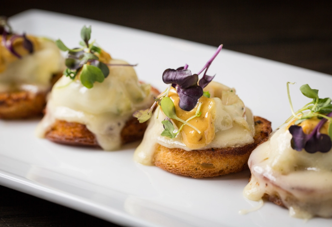 House_406_20JAN2017_GALDOPHOTO-8104_-_Lobster_Crostini