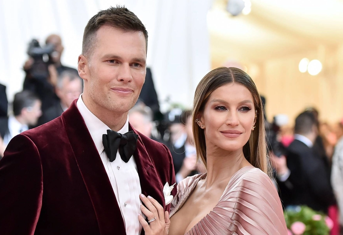 The NFL legend and supermodel profited millions off the quick sale, though they've kept a smaller unit in the same building.
