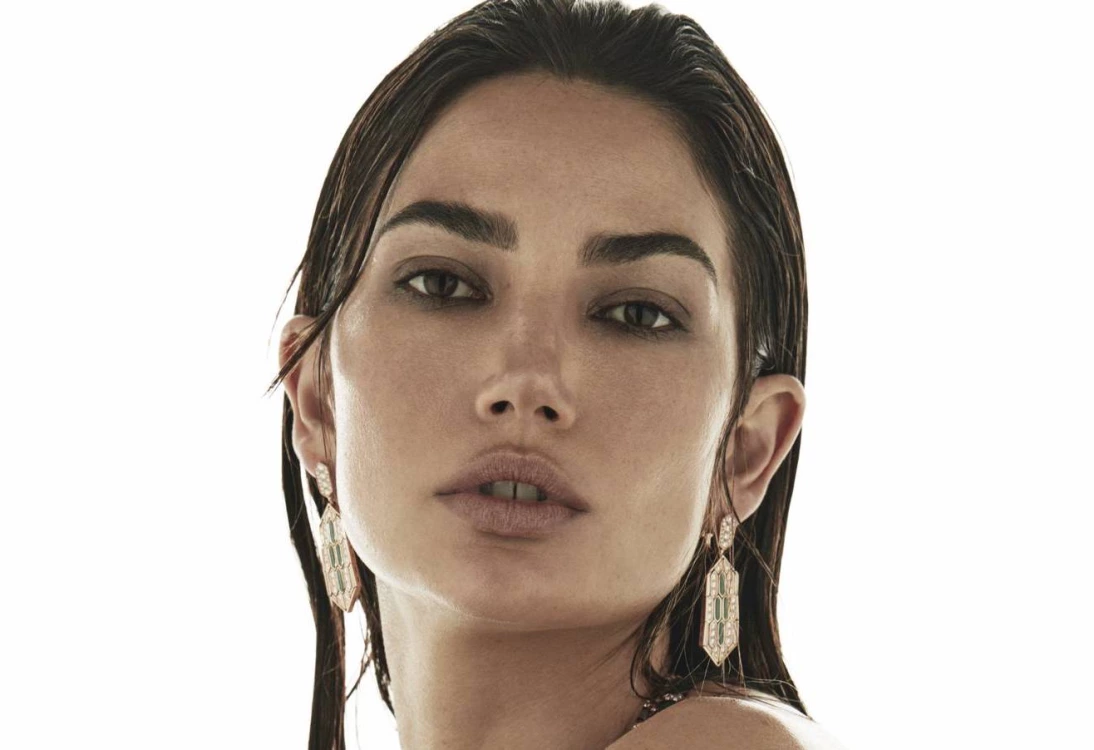 Supermodel and BVLGARI brand ambassador Lily Aldridge adds sparkle to the season's must-have jewelry with the best accessory—sublimely stunning skin.