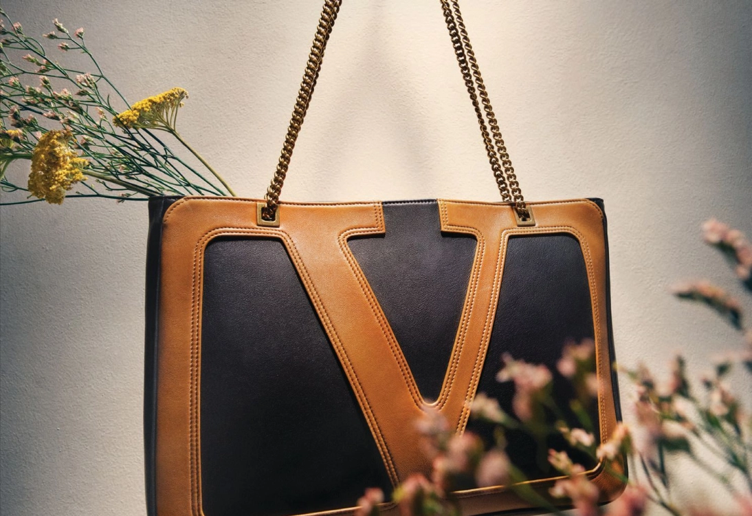 maison valentino bag