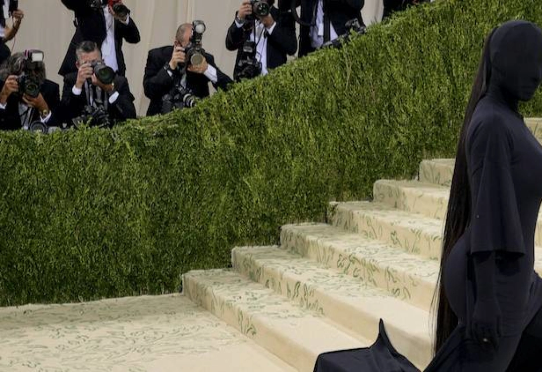 Kim Kardashian's Bold Black Met Gala Look Kim Kardashian's Bold Black Met Gala Look