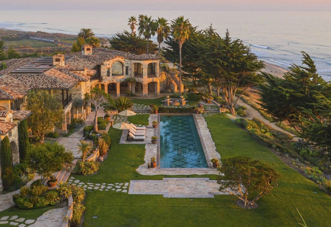 From seaside castles in Orange County to resort-style living in sunny Florida, take a look at what the real estate world star picked out!