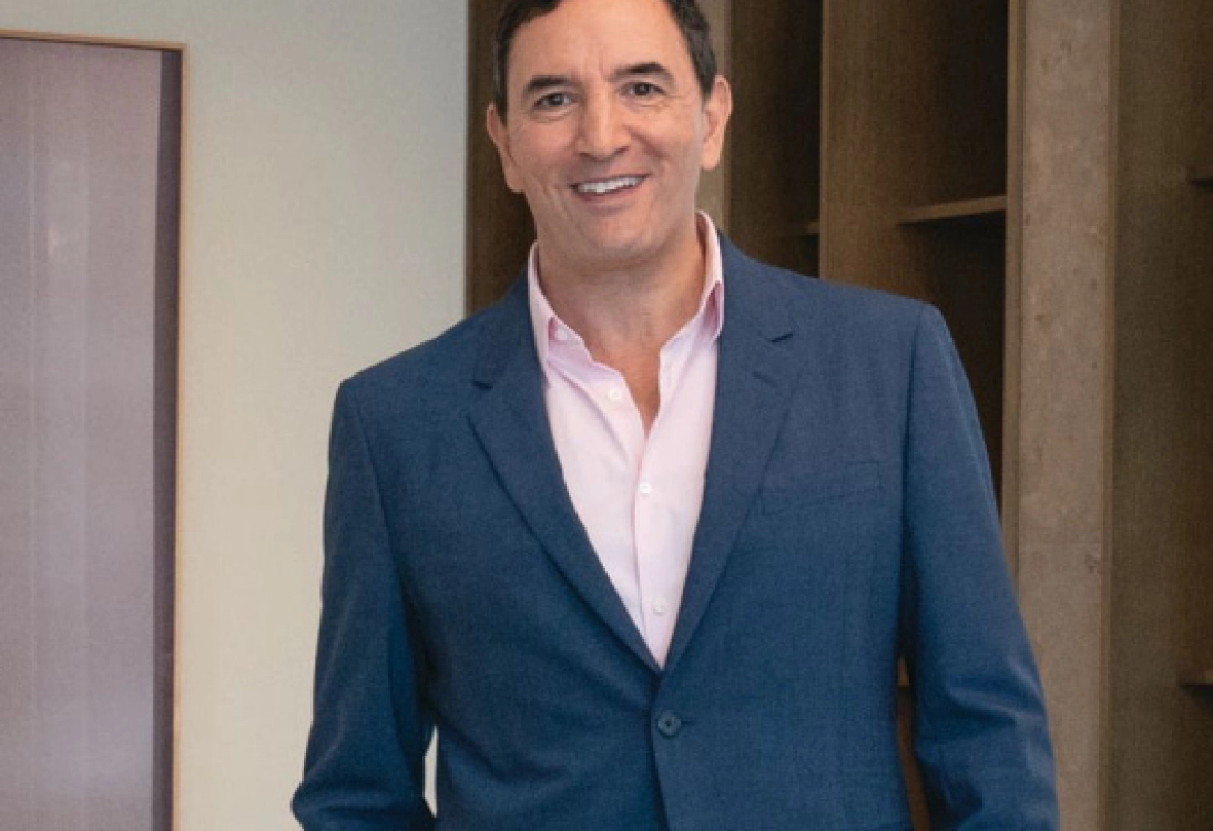 Compass broker Tony Sargent is a key player in New York’s ultra-luxury real estate market. Here, we check in with the market maven as he reveals the hottest neighborhoods, the largest sales as of late and what to expect in 2024.