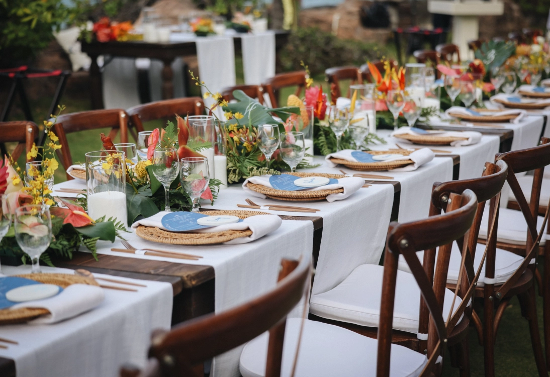 Royal Hawaiian Wedding | A Historic Venue for Modern Love, image size:1094x750