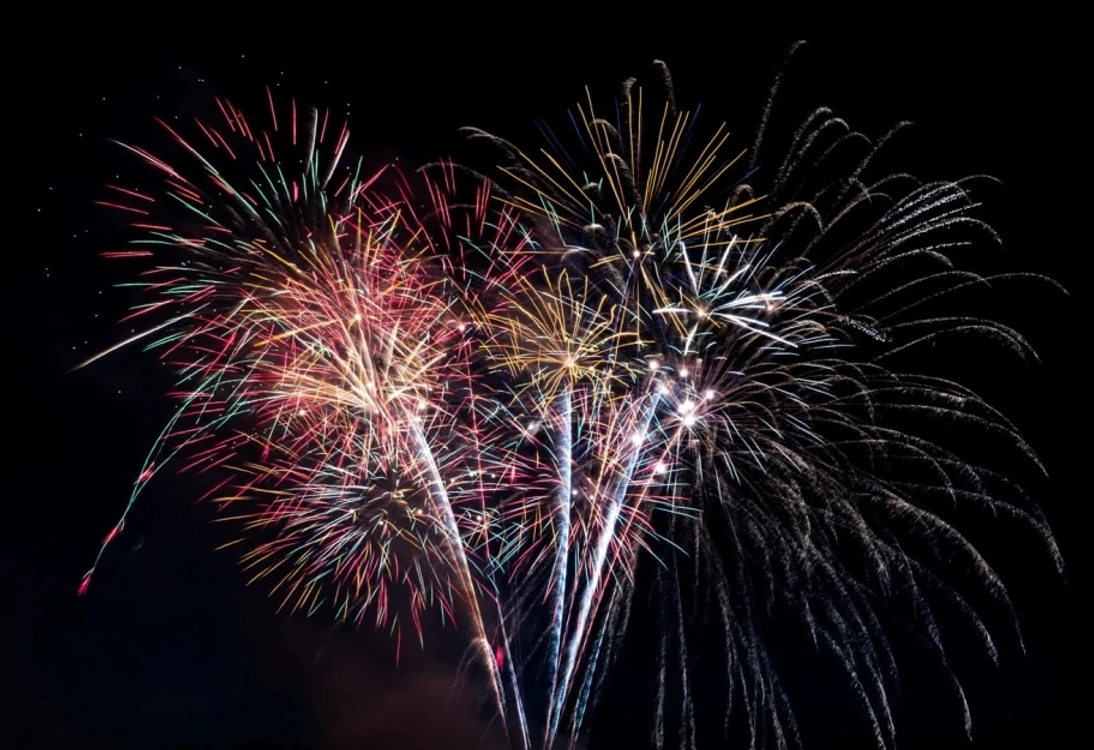 Fourth_of_July_Fireworks_Courtesy_of_The_Biltmore_Hotel_Miami_-_Coral_Gables_0AU7K