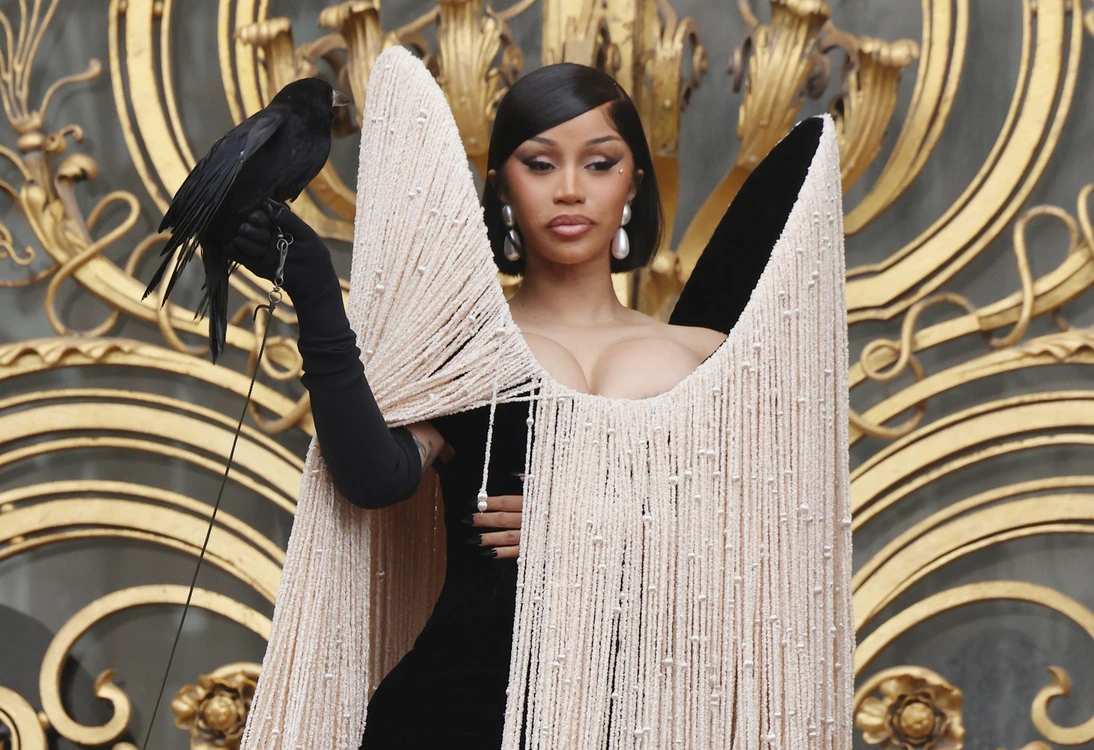 Inside Schiaparelli's Fall/Winter 2025-26 Haute Couture Show