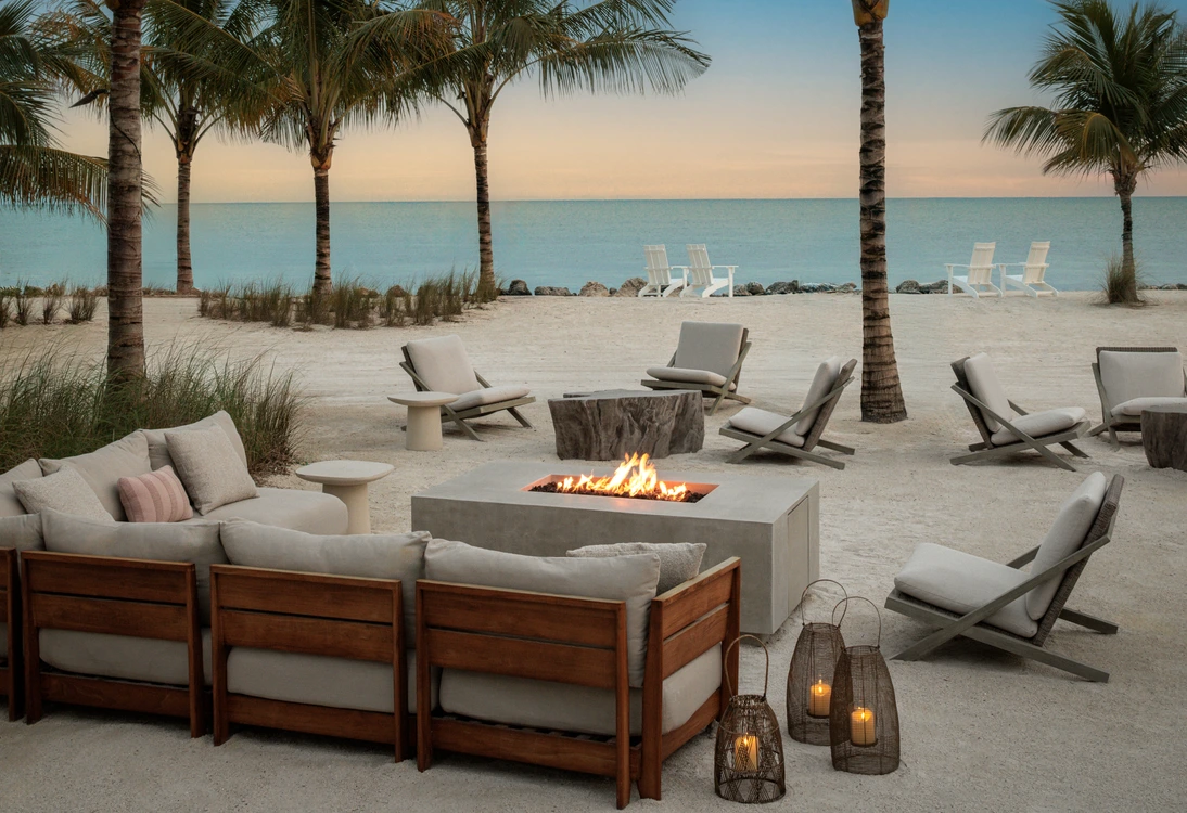 Islander_Resort_Beach_Firepit_-_PC__Kris_Tamburello_Studios