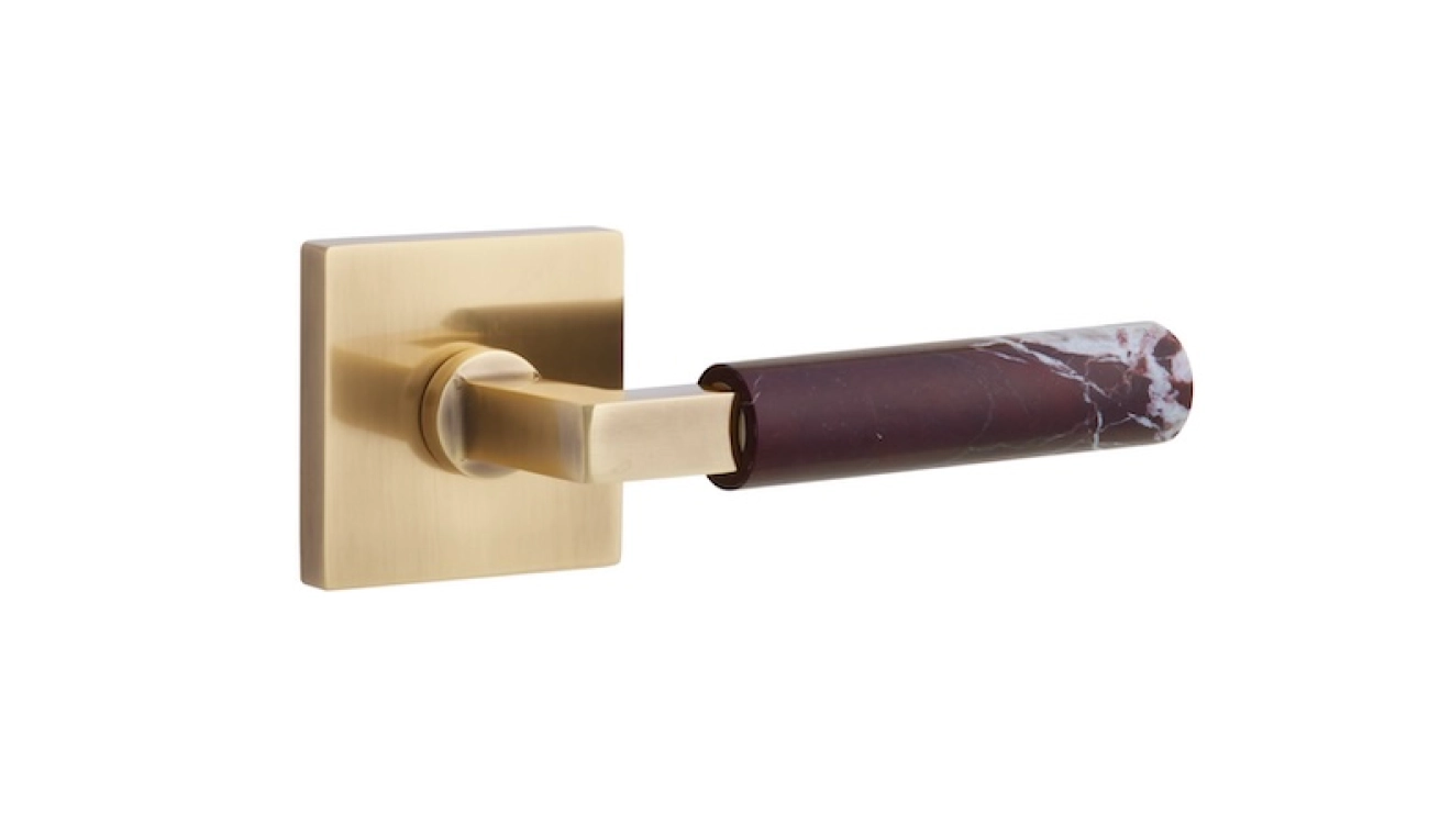 Select_Rosso_Levanto_Lever_On_Hardware_Standalone_Shot__2_