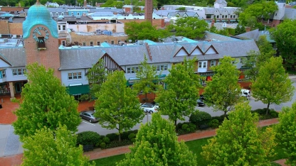 Here's everything you need to know about Lake Forest on Chicago's North Shore.