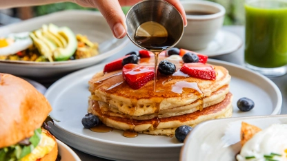 Hungry's_Hungry's Shortstack_ByBeccaWright (1)
