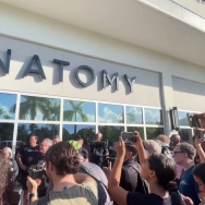 Miami Heat Legend Udonis Haslem is once again hosting the #HourPushUpChallenge with Anatomy Fitness in Miami Beach and Make-a-Wish Southern Florida.