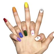 7-Rainbow-Nail-Art-Designs-for-Pride-Month-From-Simple-To-Complex_Header