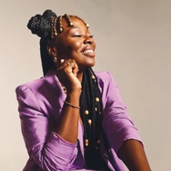 With every note, singer-songwriter Nola AdÃ© turns her Nigerian roots and Chicago upbringing into soulful stories of love, confidence and dreams. Photographed by AZEEZ ALAYAH