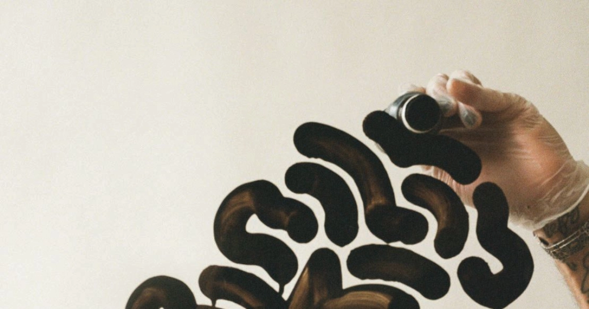 Lefty Out There: Leading the Contemporary Art Revolution