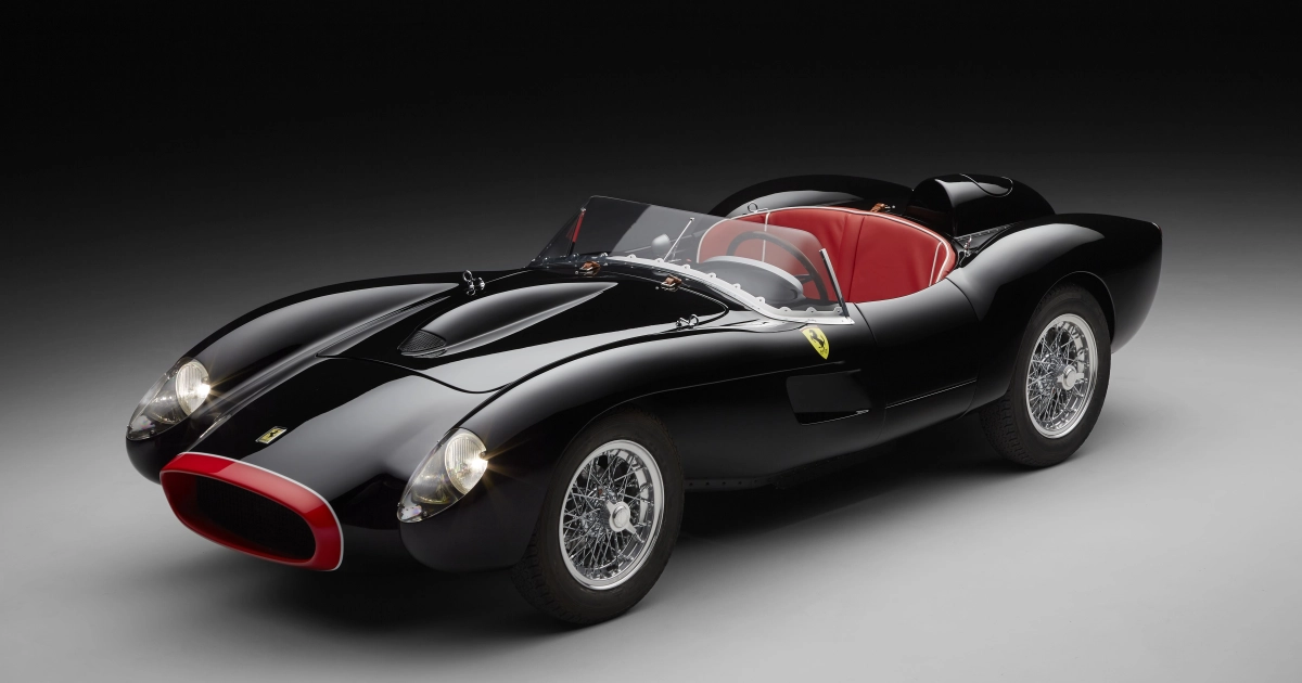 HENRI　スタジオ 　カーボーイ Ferrari_F3Q_lights_on_1.jpg.