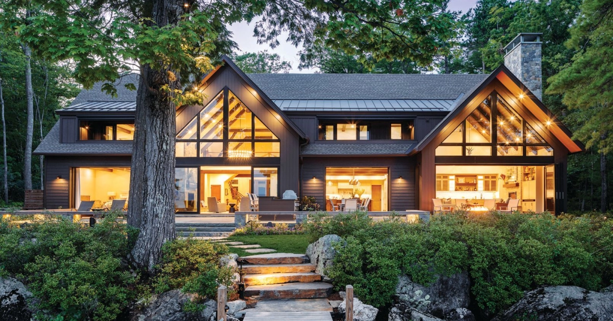 Explore This Modern Rustic Lakehouse on Lake Winnipesaukee