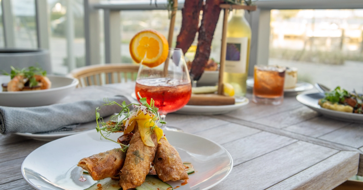 Crispy_Prawns_Spring_Roll_cred