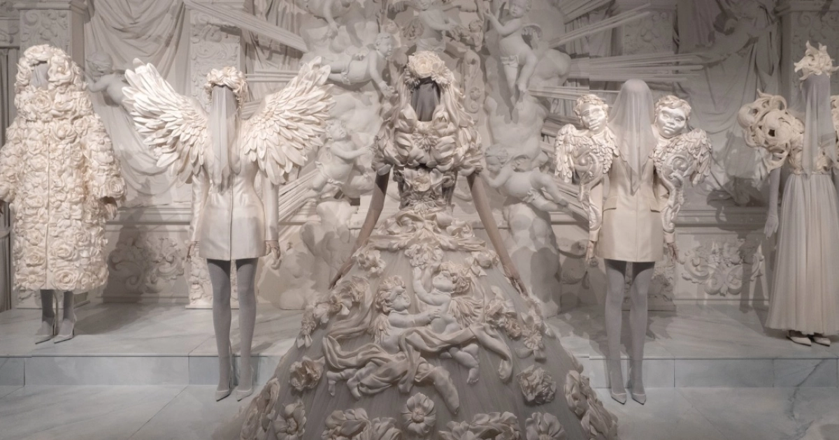 From the Heart to the Hands: Dolce & Gabbana' Debuts at Miami's