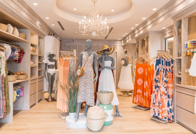 Housed at The Reeds at Shelter Haven, Anthropologie’s first-ever hotel pop-up sparks the summer alive, running from Memorial Day through Labor Day.