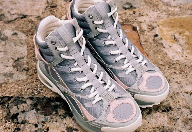 givenchy-giv1tr-10-main.jpg.