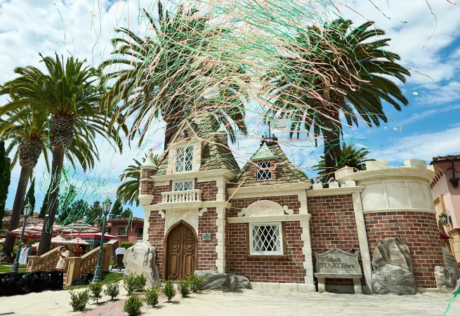 Fairmont Hotels has partnered with the Make-A-Wish Foundation and unveiled a kid-designed playhouse that will travel the country.