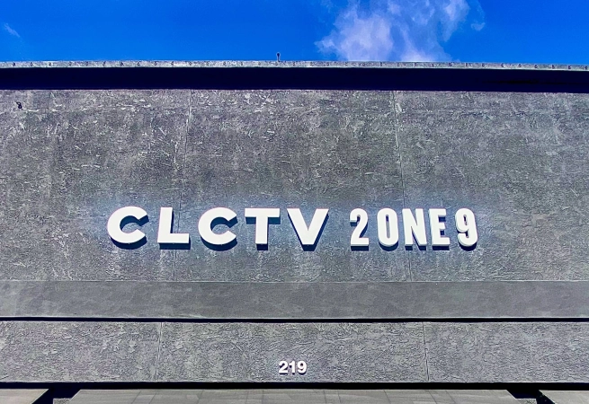 From art and plants to coffee and clothing, Collective2one9 is bringing a little bit of everything to the heart of downtown Santa Ana.