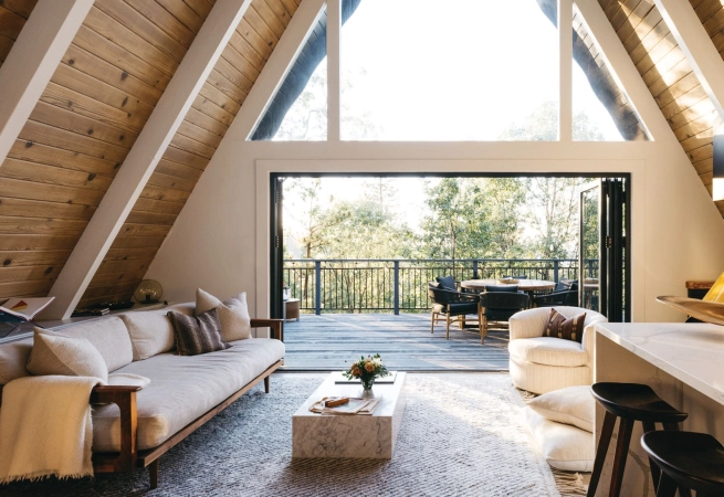 As a visitor to Lake Arrowhead for over three years, an up-and-coming designer makes an A-frame her second home, and now it’s available for all to enjoy.