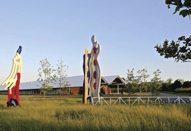 Join us on an excursion through the best Hamptons museums and art galleries.. Together, we explore the top art and culture hotspots in Amagansett, Bridgehampton, Montauk and more.