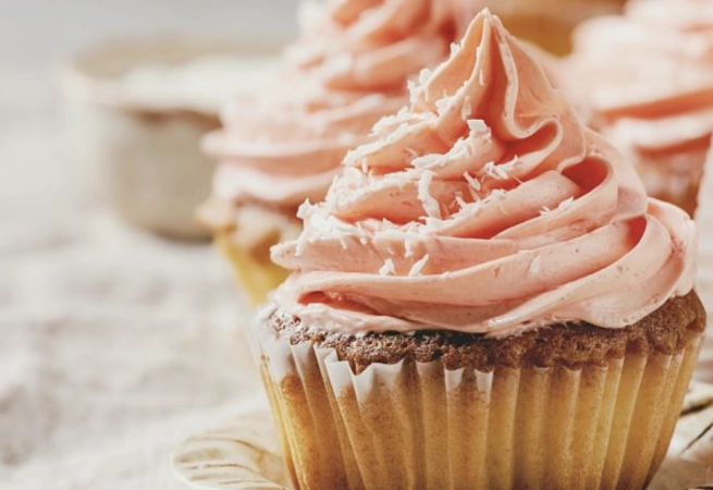 From traditional flavors to exciting modern twists, French-style patisseries and more, these are our favorite cupcakes in San Francisco.