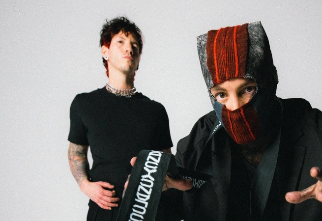 Twenty One Pilots will bring The Clancy World Tour to Los Angeles in August at Intuit Dome. Here's everything to know.