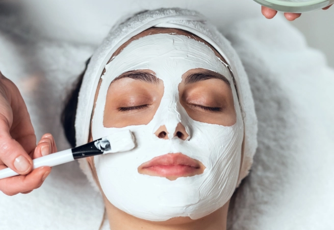 In a panic, you hurry over to the Sweats & The City Instagram page—the ultimate health and wellness destination for all things beauty, fitness, and fashion.