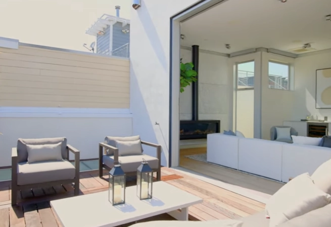 The double residence at 80-82 Sycamore Street in the Valencia Corridor of the Mission provides luxurious indoor/outdoor living with contemporary style.