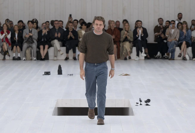 Loewe - Runway - Spring/Summer 2025 Paris Men Fashion Week