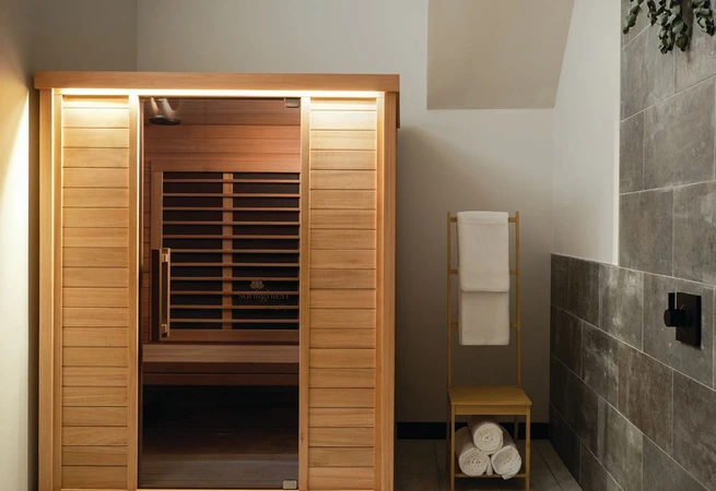 Guests can restore their energy in MVMNTâs infrared sauna recharge rooms. PHOTO BY DANIEL ISAYEFF