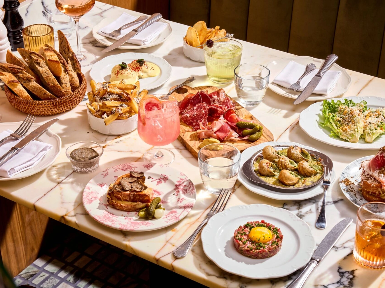 Bon_Delire__menu_CREDIT_Hardy_Wilson