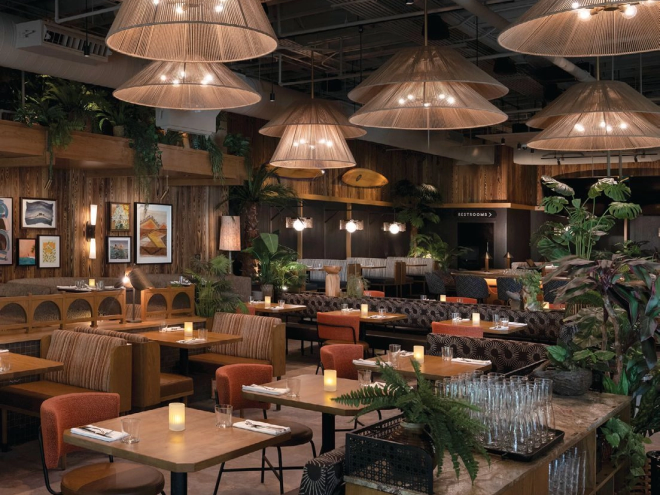 Waikīkī’s Top New Dining: BOTANICO Italian & Earls Bar
