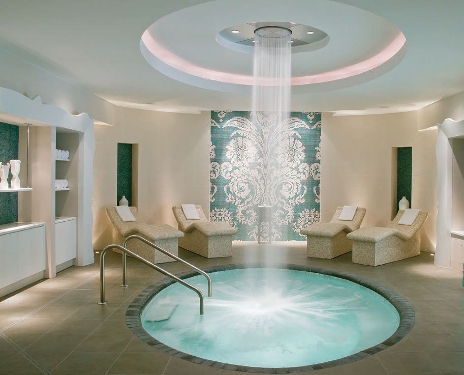 Eau Spa’s rainforest shower is just one of the spa’s cutting-edge amenities. PHOTO COURTESY OF EAU PALM BEACH RESORT & SPA