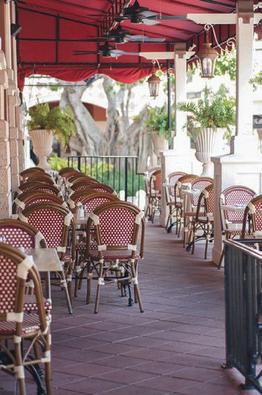 A large fire pit is the focal point of Galley’s outdoor area COURTESY OF GALLEY WEST PALM BEACH