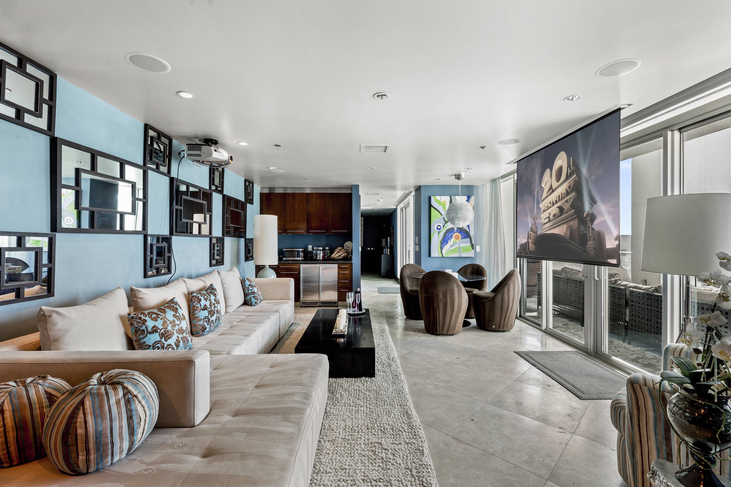 Luxury Penthouse Rentals With Private Pool In Las Vegas preview