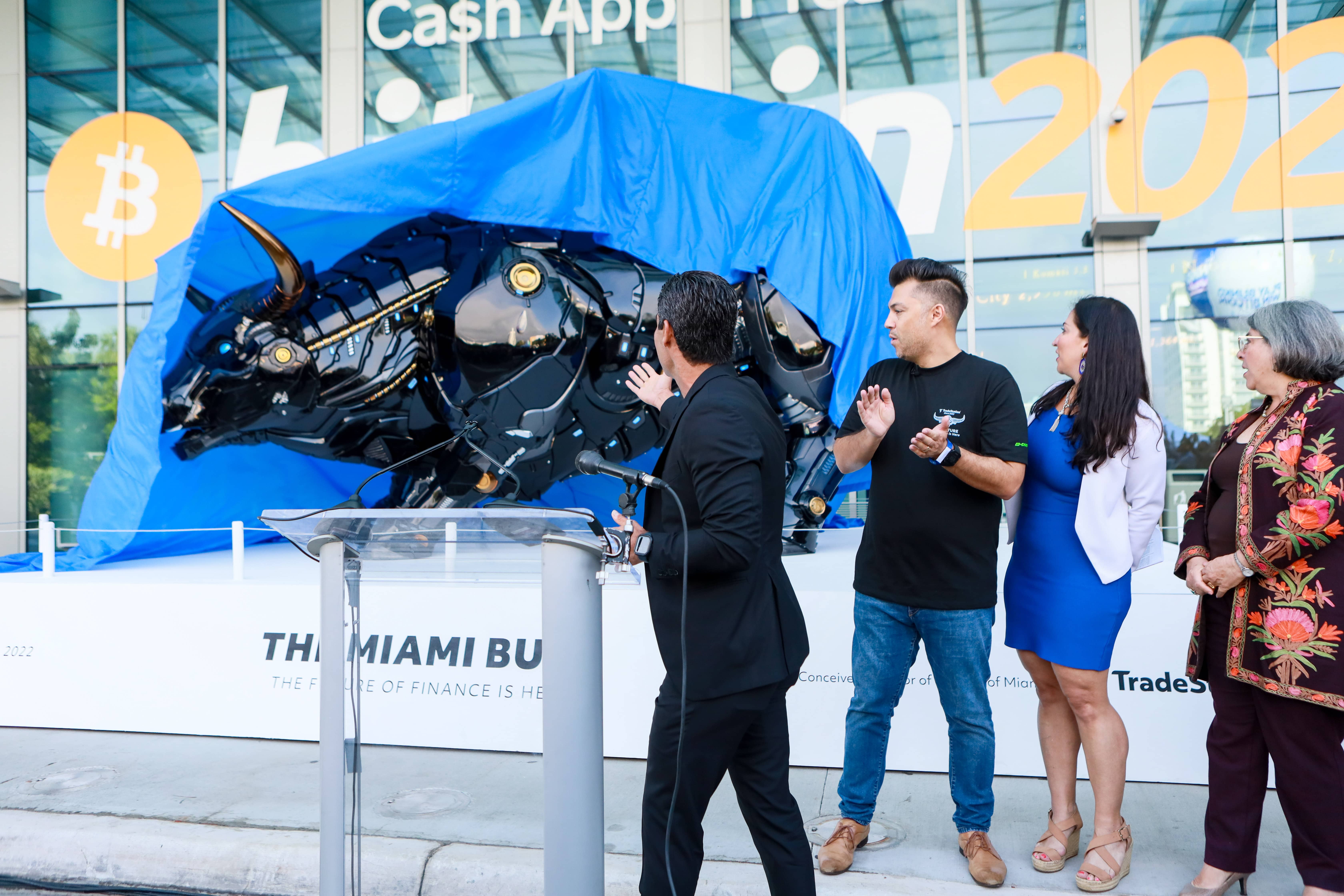 Miami Bull Statue Unveiled: A Symbol of Fintech Innovation