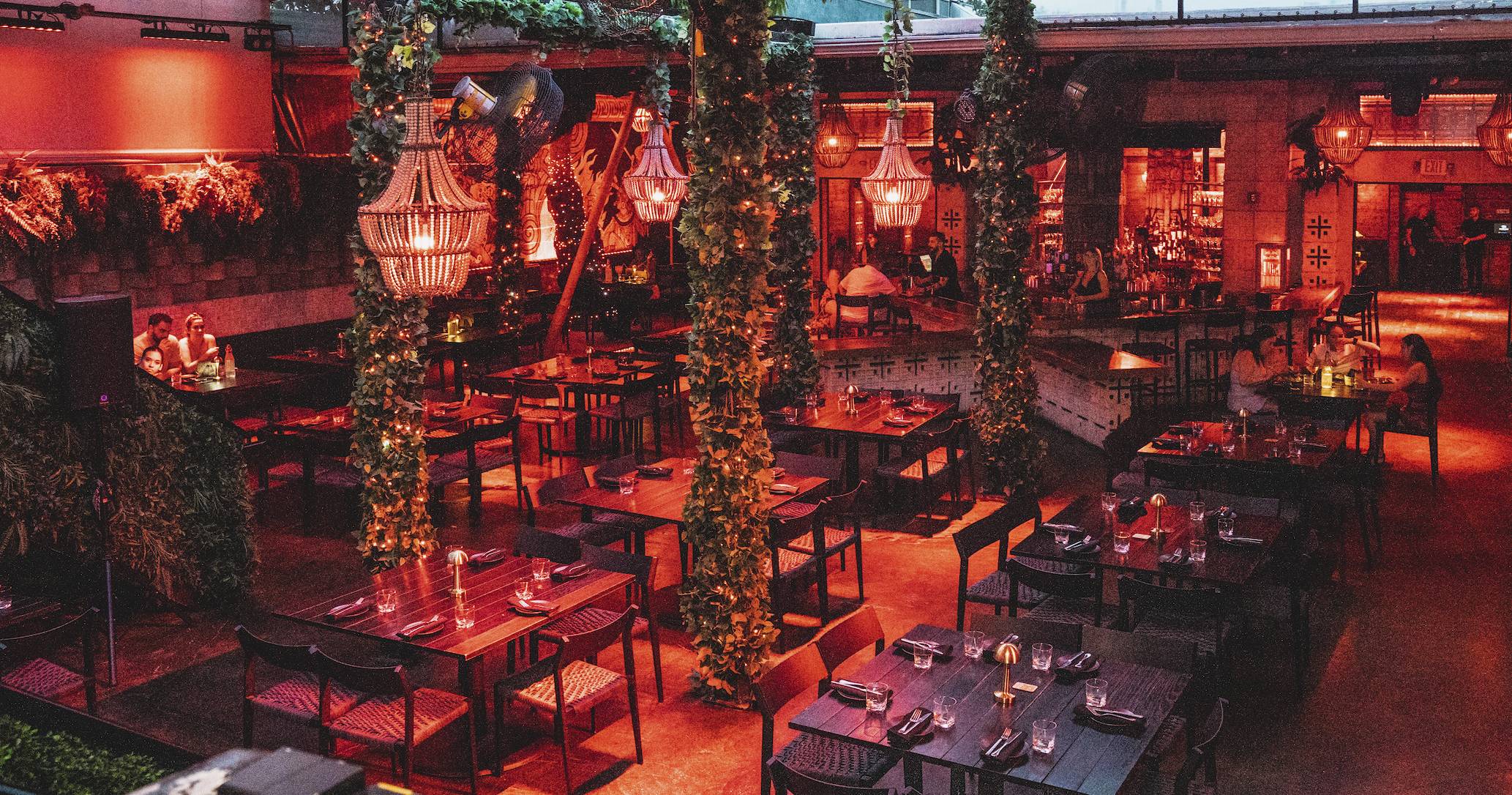 8 Best DarkCozy Restaurants in Miami for Intimate Dining