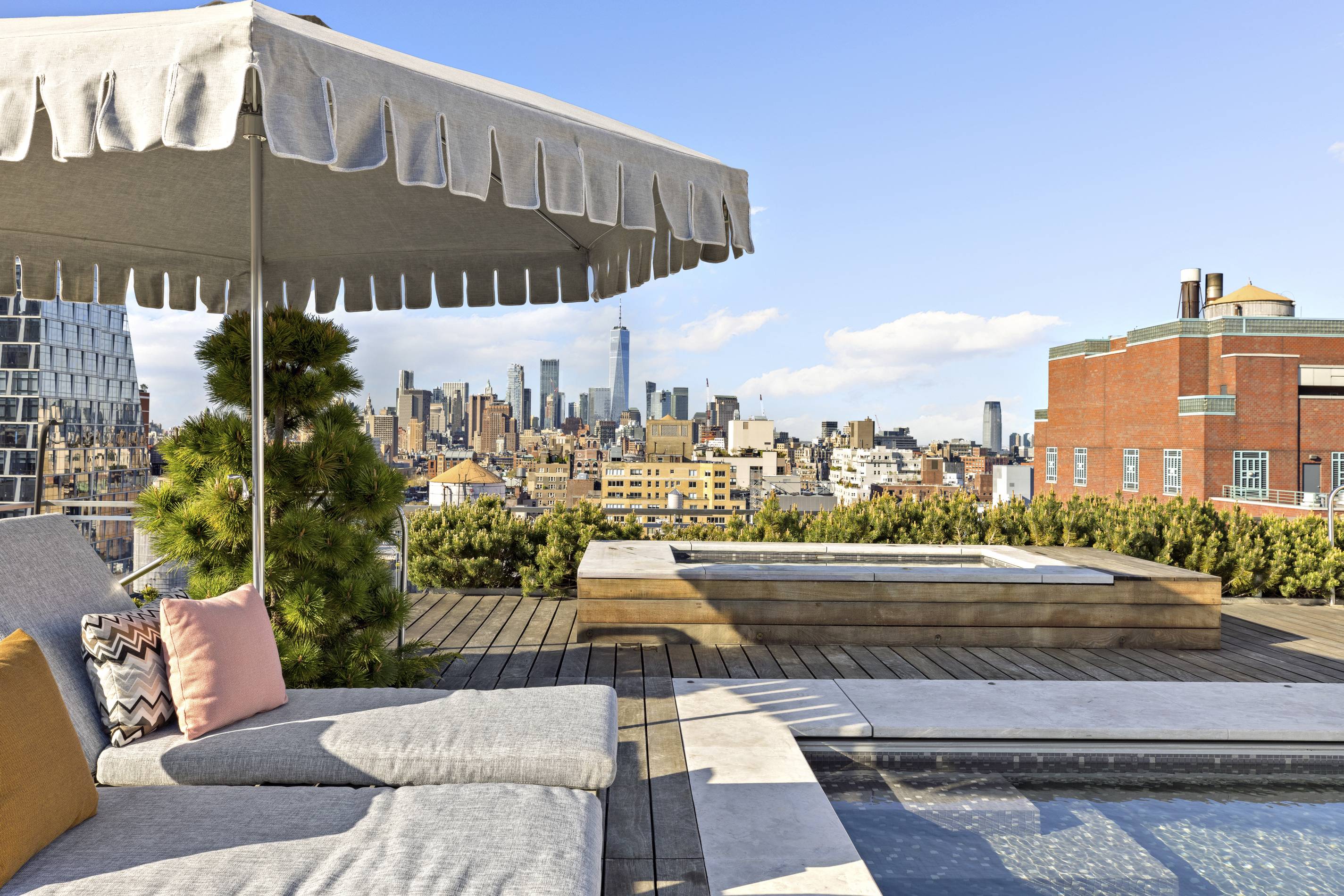Luxury NYC Homes with Private Rooftop Pools