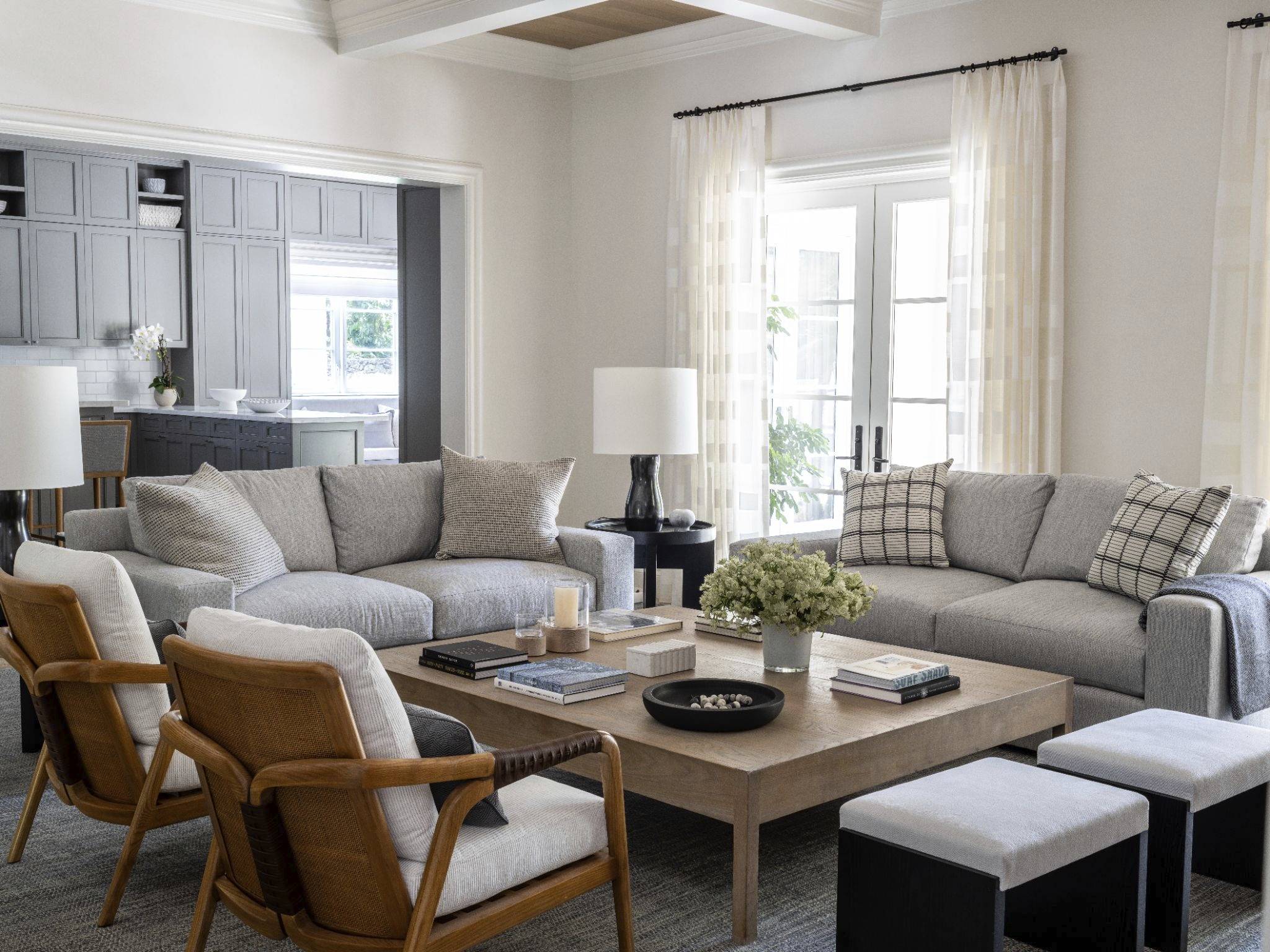 Coral Gables Home: Modern Design Meets Historical Charm